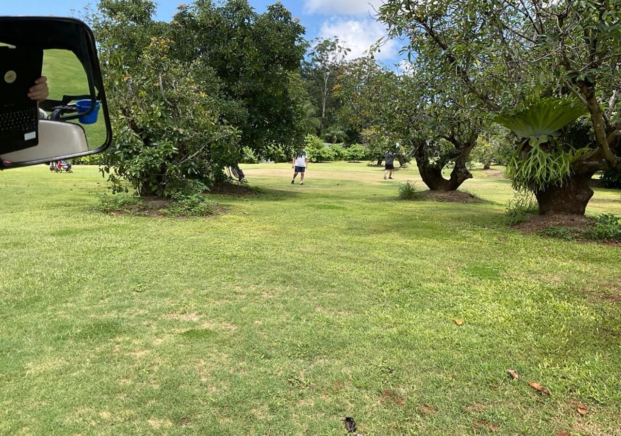 Sunshine Coast Retreat Your Own Private Golf Course Diddillibah Exteriér fotografie